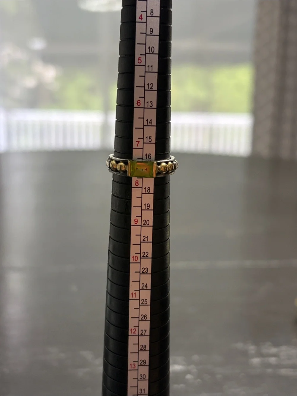 Lagos Caviar 925 silver & 18K Gold-Peridot Ring size 7 3/4